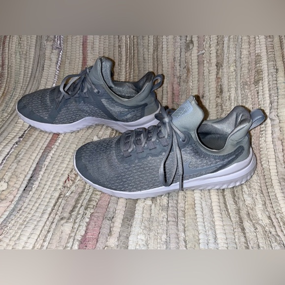 Nike Renew Rival Grey‎ Running Shoes Women’s Size 8 - Picture 3 of 10